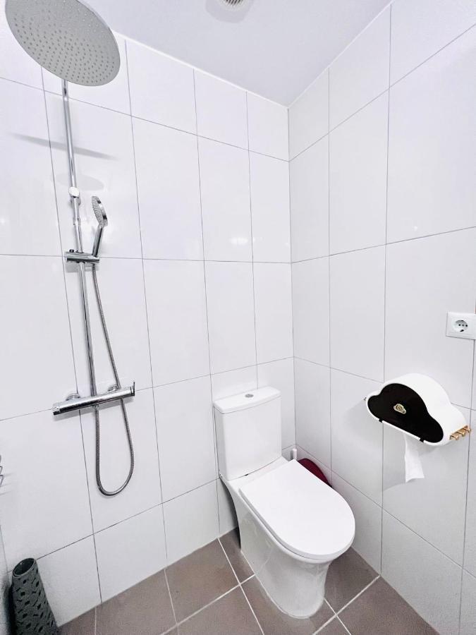 Sky Inn With Great Location Wonderful Acropolis View In Neos Kosmos Atenas Exterior foto